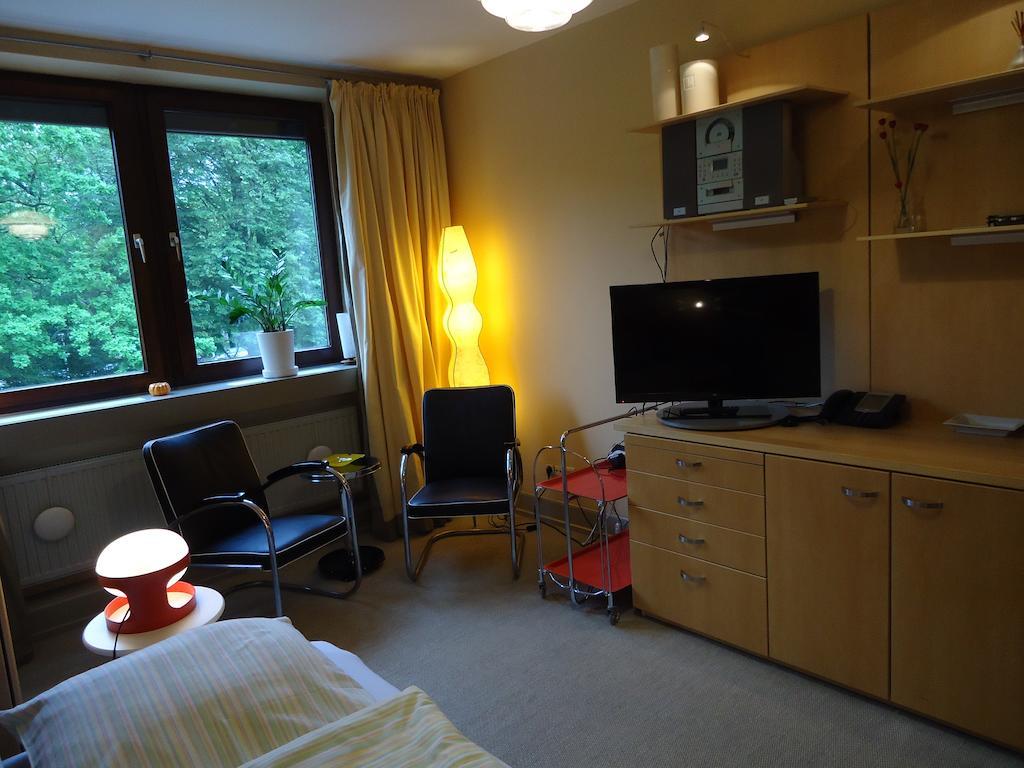 Air Boardinghouse Tulip Stockum, zu Fuß - 3 Minuten zur Messe Düsseldorf Zimmer foto