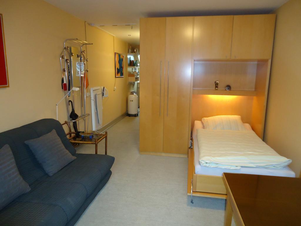 Air Boardinghouse Tulip Stockum, zu Fuß - 3 Minuten zur Messe Düsseldorf Zimmer foto