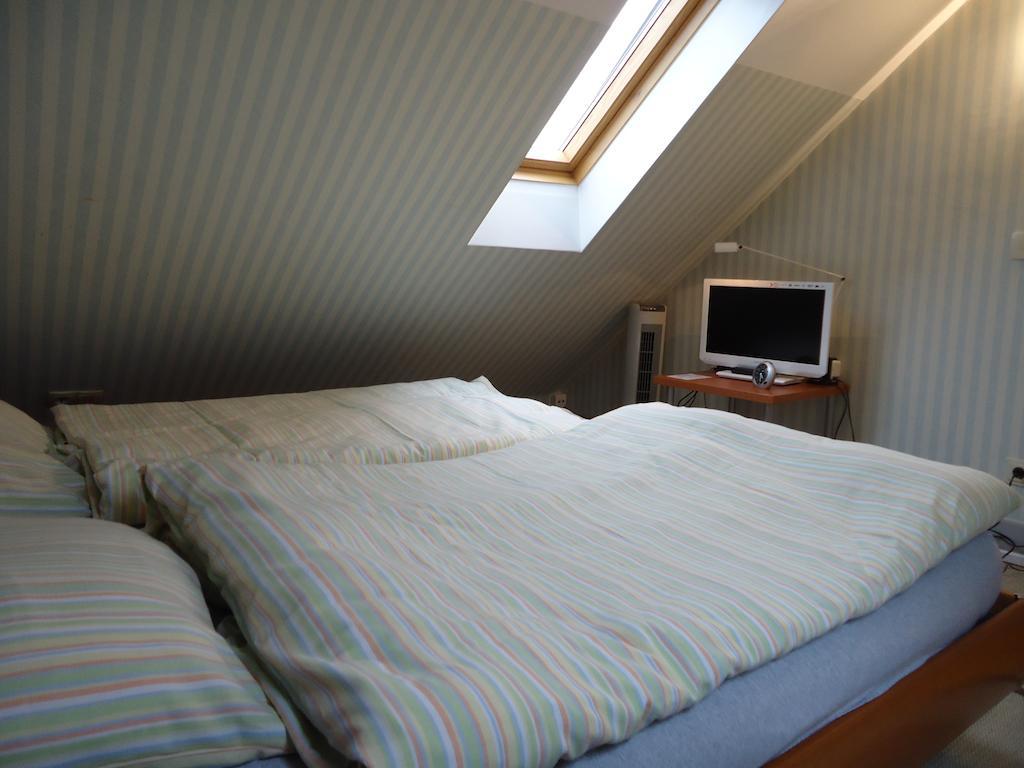 Air Boardinghouse Tulip Stockum, zu Fuß - 3 Minuten zur Messe Düsseldorf Zimmer foto