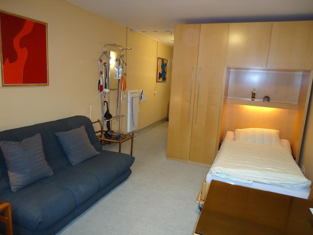 Air Boardinghouse Tulip Stockum, zu Fuß - 3 Minuten zur Messe Düsseldorf Zimmer foto